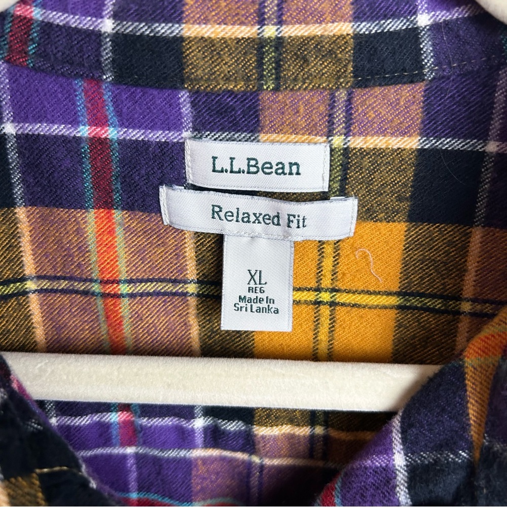 L.L. Bean Women's Scotch Plaid flannel shirt tartan pattern size: M/L - Picture 3 of 7